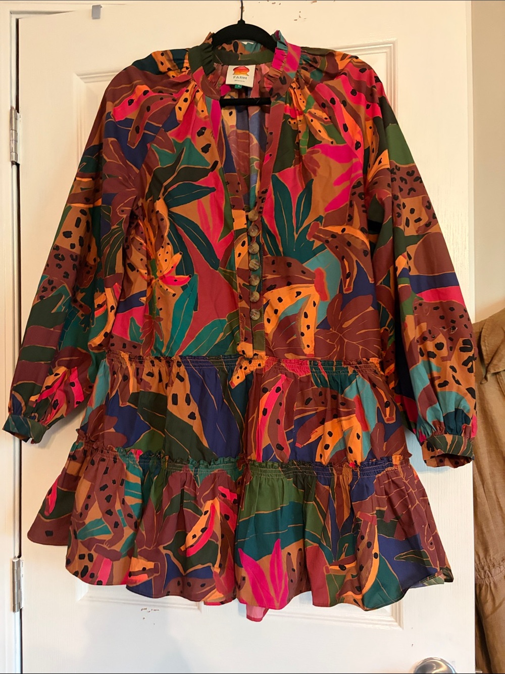 FARM RIO Tropical Printed Tiered Button-Front Tunic